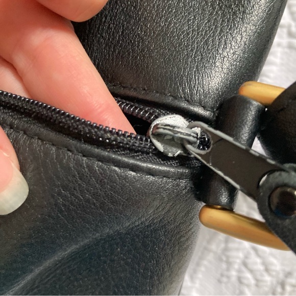 Vintage 90s Y2K Lord & Taylor pebbled leather sling backpack purse bag - Picture 11 of 12